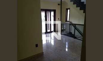 Imagem: Casa à Venda - Heliópolis, 4 Quartos