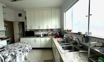 Imagem 7: Sobrado para venda possui 468 metros quadrados com 5 quartos em Bela Aliança - São Paulo