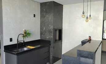 Imagem 2: Casa de condomínio para venda possui 320 metros quadrados com 4 quartos