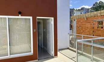 Imagem 6: Casa 3 Suítes Semi-Mobiliada com Piscina Para Locação Anual no/Bairro Ariribá em Balneário