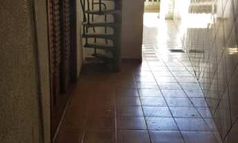 Imagem 4: Sobrado para venda tem 194 metros quadrados com 3 quartos