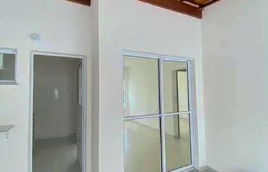 Imagem 7: Casa 2/4 sendo uma suíte com armários e varanda gourmet no Sim