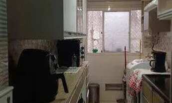 Imagem 2: APARTAMENTO 2 dormitórios, 1 banheiro, 48 m², tem varanda. Imóvel repleto de armários em t