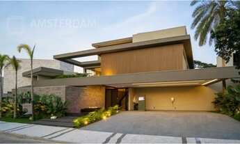 Imagem: Mansão de altíssimo padrão no Golf Club