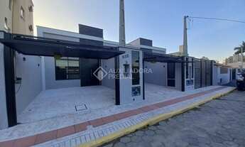 Imagem: ITAPEMA - Casa Padrão - Morretes