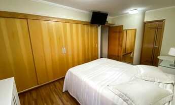 Imagem 7: Apartamento Moema pássaros venda possui 127 metros quadrados com 3 quartos