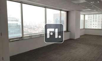 Imagem: Conjunto Comercial na região da Berrini