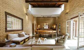 Imagem 2: Casa de Charme no Sertão de Camburi | 4 Suítes | Edícula | 2.200m²