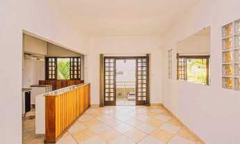 Imagem 4: Casa com deck e gourmet em condomínio fechado para venda