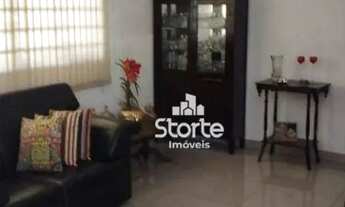 Imagem 2: Casa de esquina estilo sobrado com 3/4 à venda, 245m² por R$ 900.000 - Vigilato Pereira