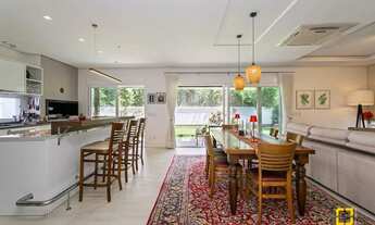 Imagem 6: Casa Completa em Condomínio Fechado - 3 Suítes, Vista e Alto Padrão no Porto da Lagoa com