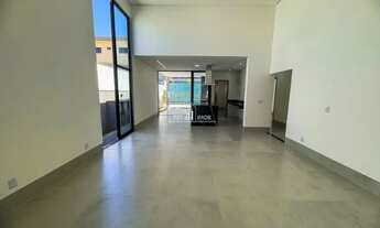 Imagem 3: Casa térrea com 3 suítes sendo 2 americanas, localizada no Condomínio Vale Verde