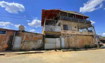 Imagem 3: Prédio com duas lajes no Arapoanga, de esquina