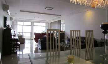 Imagem 3: Gigante de 4 Quartos com 2 Suítes - Código: c