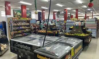 Imagem 7: Mercado c/ açougue de esquina na região de Guarulhos. Ref; 2898