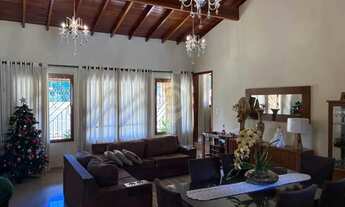 Imagem: Casa de rua / Residencial / Bairro da