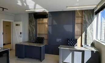 Imagem 7: Sala comercial frente mar e mobiliada com 38,50m² e 1 vaga em Meia Praia -Itapema/SC