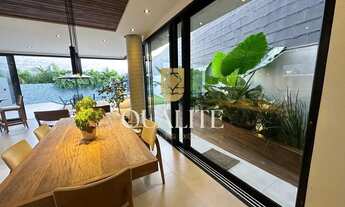 Imagem 4: Casa com 4 Quartos e 4 banheiros à Venda, 287 m² por R$ 2.690.000,00