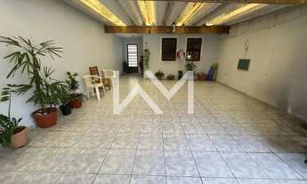 Imagem: Sobrado à venda, com 2 suítes e 3 vagas