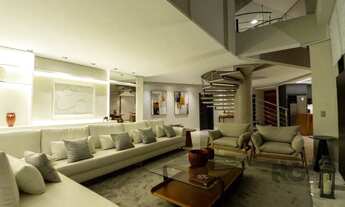 Imagem 6: Casa alto padrão com 5 suítes com closet, churrasqueira, lareira, vagas de garagem, no Con