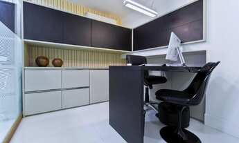 Imagem 4: Sala comercial/escritório dublex-70m²/Toda reformada/Alto padrão/Excelente localização/Opo