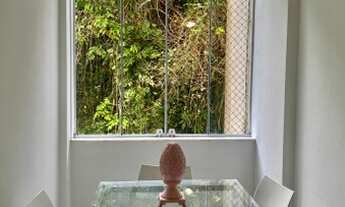 Imagem 3: Apartamento para aluguel reformado mobiliado em Copacabana