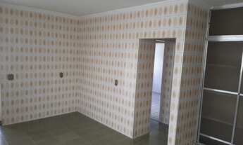 Imagem 7: Casa para venda possui 270 metros quadrados com 4 quartos em Vila Santana - Campinas - SP