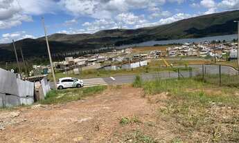 Imagem 2: Lote/Terreno para venda possui 889 metros quadrados