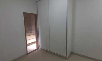 Imagem 2: Casa de condomínio térrea para venda tem 138 metros quadrados com 3 quartos