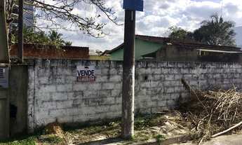 Imagem 3: Terreno em litoral norte de SP, possui 300m², murado, aterrado, próximo à pista