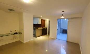 Imagem 2: Apartamento para aluguel tem 50 metros quadrados com 1 quarto em Humaitá - Rio de Janeiro