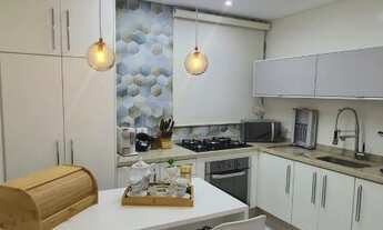 Imagem 3: Casa tipo sobrado REFORMADO de 120m² com 2 suítes em condomínio fechado na Vila Ema - São