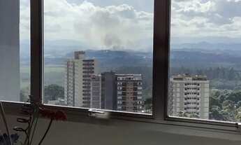 Imagem 3: Sala/Conjunto para venda tem 33 metros quadrados com 2 quartos em Centro - São José dos Ca