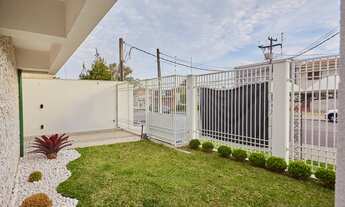 Imagem 2: Excelente Apartamento para venda tem 80 metros quadrados com 3 quartos em Novo Mundo - Cur