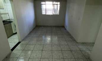 Imagem 6: Apartamento para Venda em Maringá, Jardim Lucianópolis, 3 dormitórios, 1 banheiro, 1 vaga