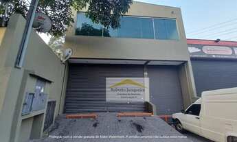 Imagem: Prédio/Edifício com 3 andares, ideal para