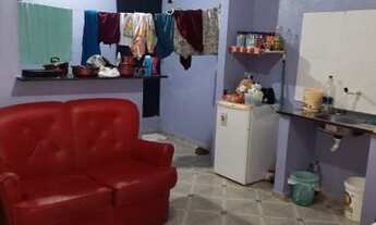 Imagem 2: Aluga- se una casa no Novo Israel, com um ar split instalado e um guarda roupa