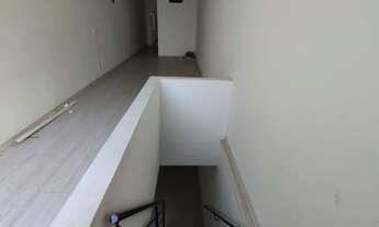 Imagem 7: Loja de rua na Savassi com vaga na porta