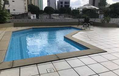 Imagem 5: Vendo ou Alugo apartamento no edifício Albert Ville, 3 suítes, 229m2, 1 por andar, no bair