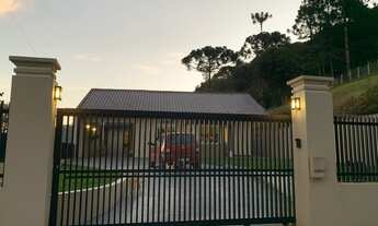 Imagem 2: Casa Alvenaria - Alto padrão - Rio Vermelho Estação