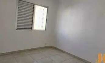 Imagem 6: Apartamento com 72 m², amplo living, 2 dormitórios, cozinha, dependência completa de servi