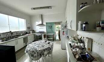 Imagem 5: Sobrado para venda possui 468 metros quadrados com 5 quartos em Bela Aliança - São Paulo