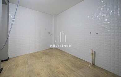 Imagem 6: Casa de rua com 180m², 3 dormitórios e 4 vagas