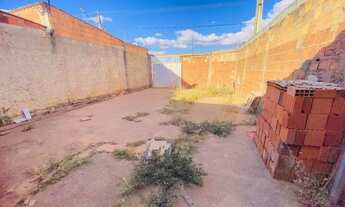 Imagem: Vende-se casa no Sol nascente