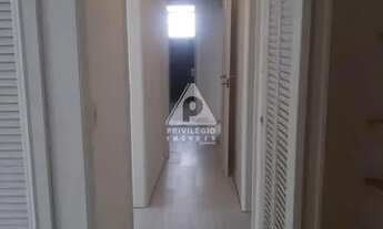 Imagem 5: OPORTUNIDADE EM LOCAL PRIVILEGIADO ENTRE PARQUE LAJE E LAGOA! 4 QTOS COM DUAS VAGAS! VISTA