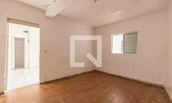 Imagem 7: Casa para Aluguel - Vila Tibirica, 1 Quarto, 50 m2