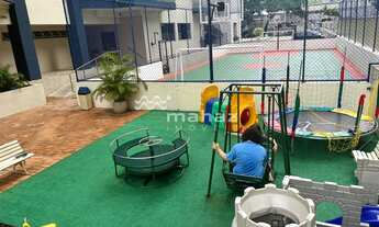 Imagem 4: Andar Alto, varanda com vista lagoa e montanha infraestrutura de lazer com direito a ônibu