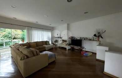 Imagem 3: Sobrado para venda possui 468 metros quadrados com 5 quartos em Bela Aliança - São Paulo