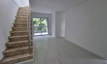 Imagem 3: Duplex para venda possui 160 metros quadrados com 3 quartos em Uberaba - Curitiba - PR