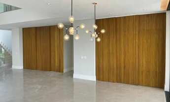 Imagem 3: Casa Nova no Tamboré 10 com 4 suítes, 5 vagas e vista livre